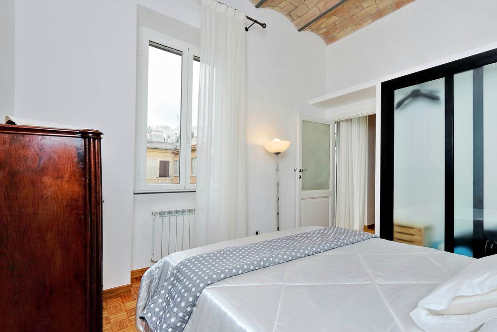 Penitenza Apartment Rome Bagian luar foto